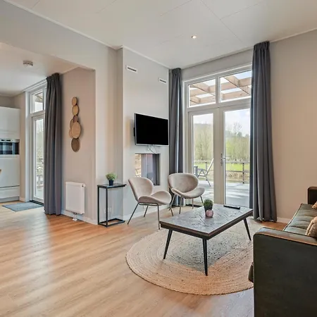 Topparken - Valkenburg Kompleks wypoczynkowy 3*